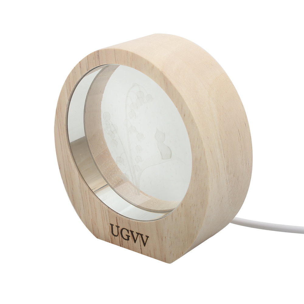 UGVV Works of art of non-precious metal Creative luminous night light desktop ornament glass decoration USB charging model