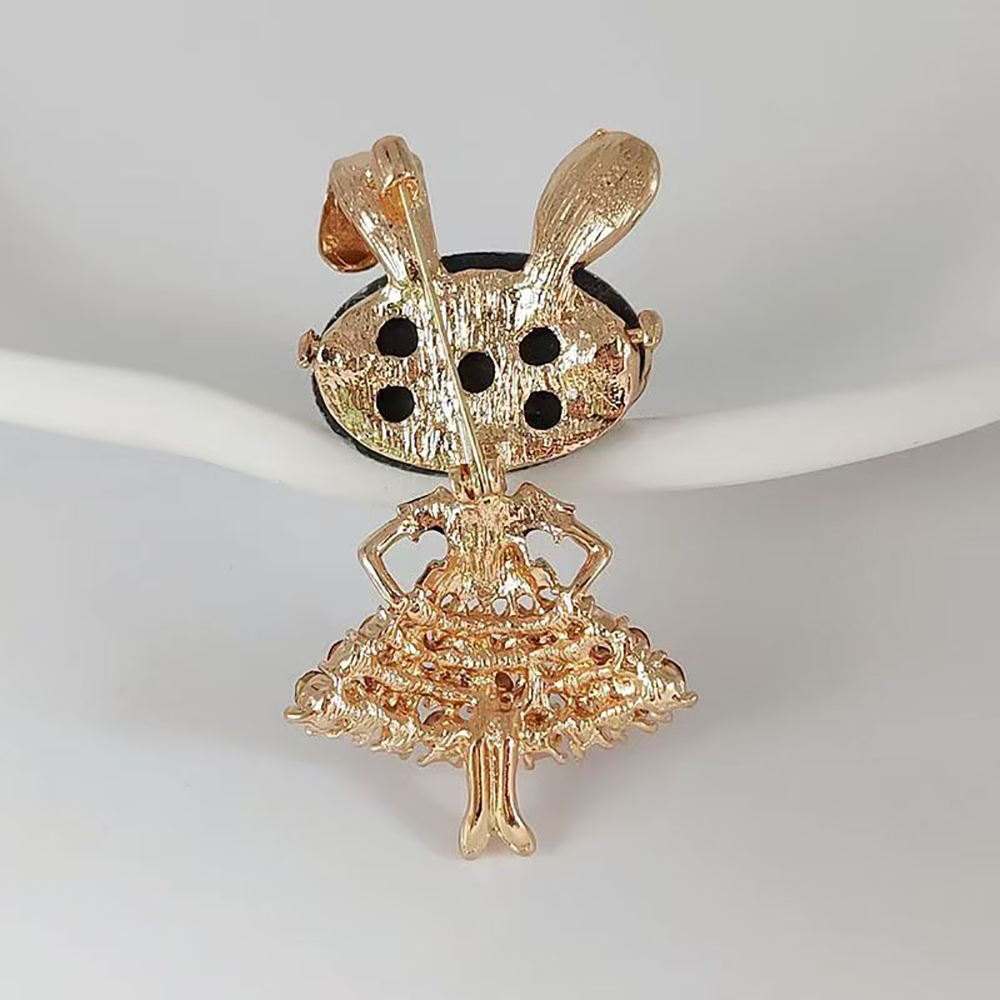 fzbali Brooches being jewelry Cute bunny suit dress pin fashion exquisite dress accessories