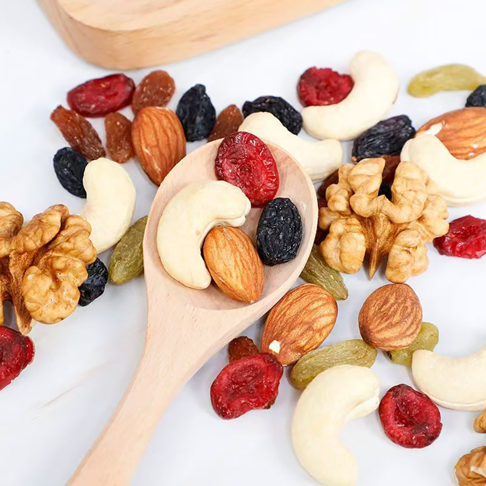 Accretion Nutrient-Rich Dried Fruit & Nut Mix by Accretion, 150g - Ideal for Desk Snacks, Gym Fuel & Family Treat